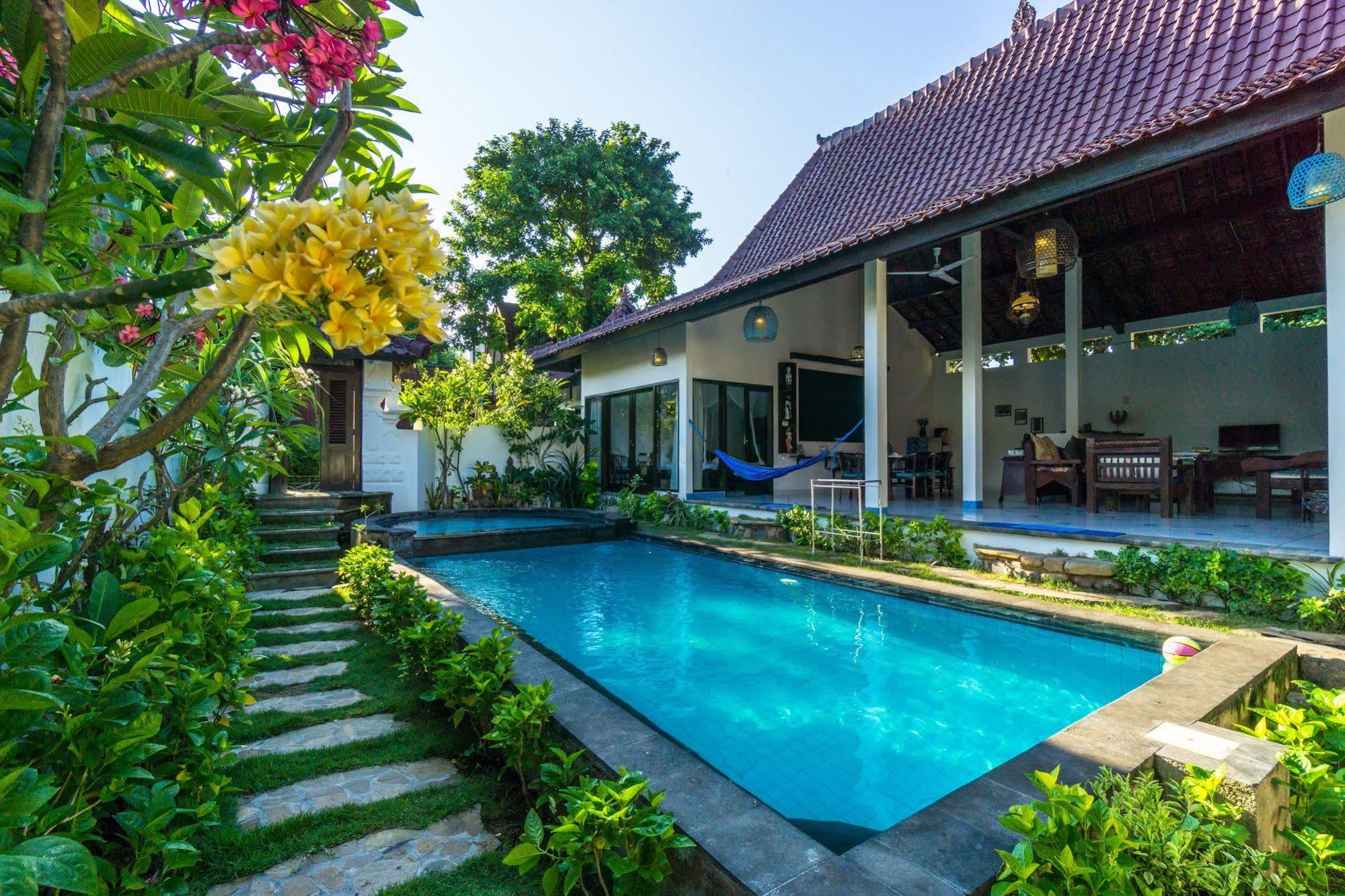 Ambary House Gili Trawangan- 2 Bedroom Private Villa, Pool Exteriör bild